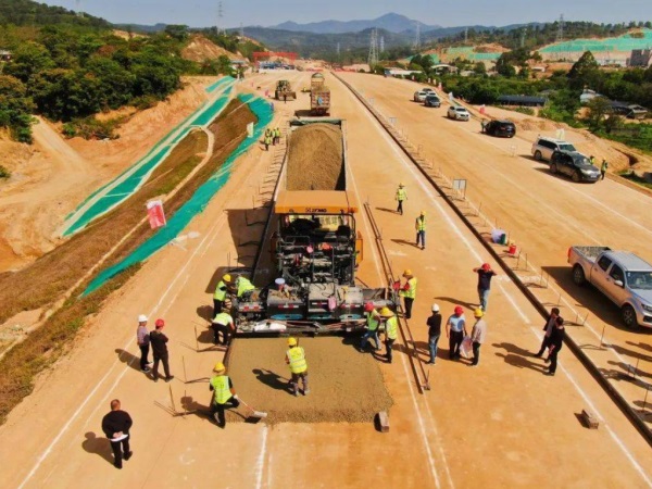 昌吉高速公路